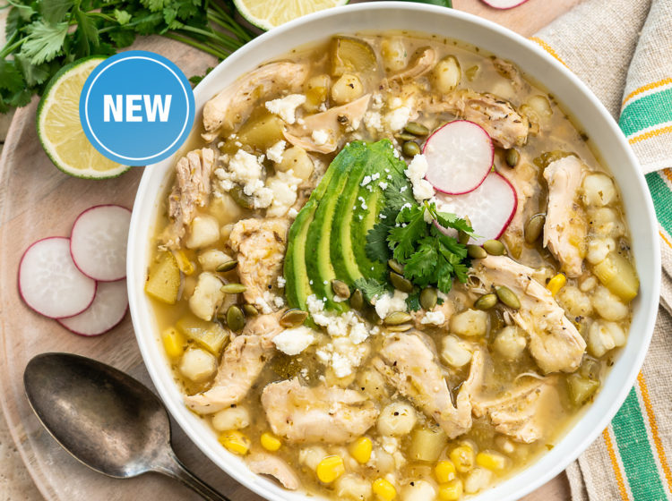 pozole verde de pollo in slow cooker